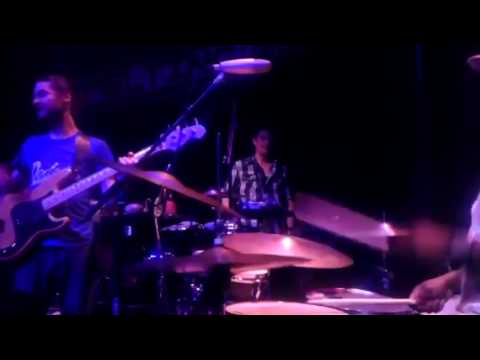 Robert "Sput" Searight - Insane drums solo with Snarky Puppy in Athens, GA
