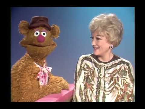 The Muppet Show - 118: Phyllis Diller - Talk Spot (1976)