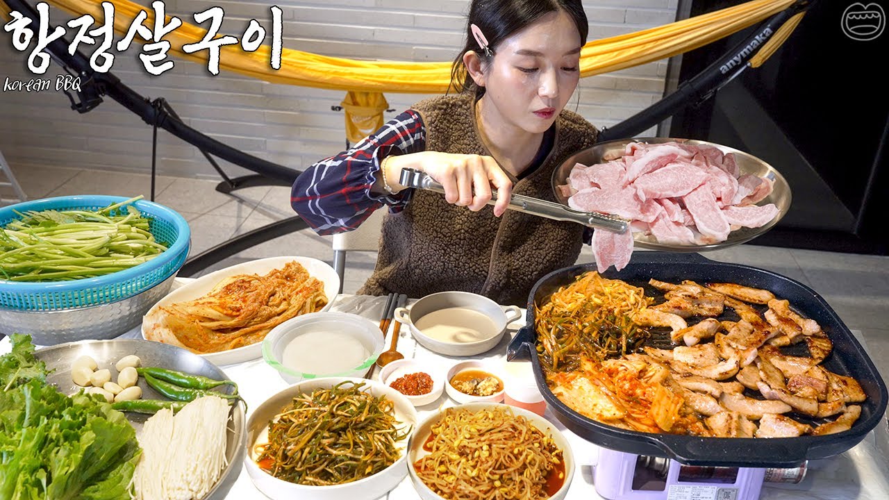 Real Mukbang:) Korean BBQ in Country House ☆ Fried Rice, Soju, Side Dishes