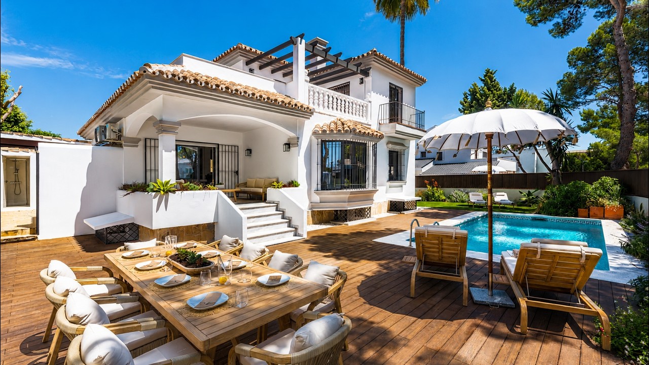 Villa à vendre à Altos del Rodeo, Nueva Andalucia