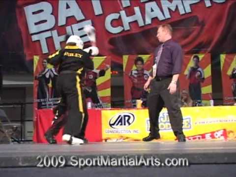 Ashlee Grant Vs. Cecilia Calva - Continuous Sparring - Battle Of The Champions 2009