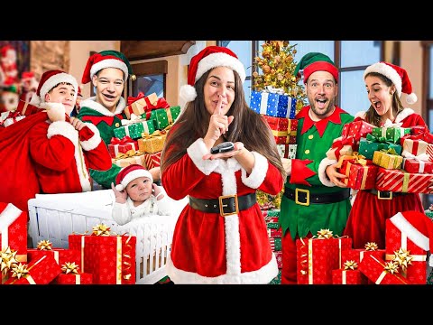 Došao Djed Mraz Otvaranje poklona Merry Christmas