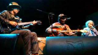 David Honeyboy Edwards - My Baby's Gone - Norwich Arts Centre - 01/10/20009