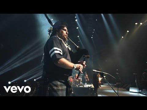 Videoclip de Los Reyes de los Buzones — La Vela Puerca