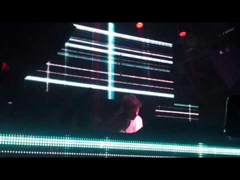 [2/2] Ferry Corsten playing in My Mind (Axwell Mix)  at Pacha NYC [4/12/12]