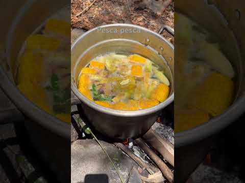 Preparando un Sopon de bagres a la orilla del río San Francisco #sancarlos #morazan #elsalvador