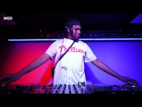 Toura | b2b Chamber45 b2b Oblig b2b Neffa-T | Reprezent