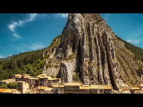 Naya George - Lamppost