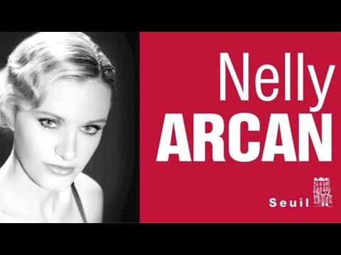 𝗡𝗲𝗹𝗹𝘆 𝗔𝗥𝗖𝗔𝗡, LA ROBE DE CHAMBRE