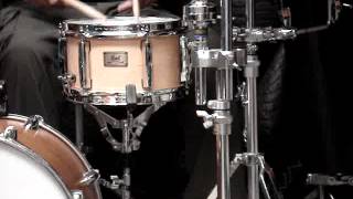 Video thumbnail for Pearl M-1060 Maple "Popcorn" Snare Drum Demo by cgdrum