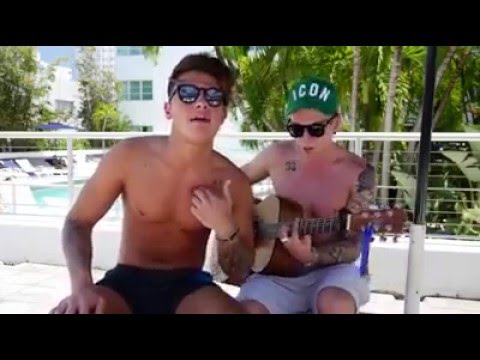Benji & Fede-Love Yourself