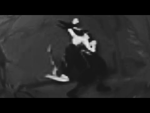 how to play as Akali