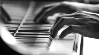 Mychael Danna - Feel The Baby Kicking.