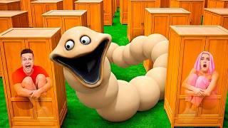 ПРЯТКИ В ШКАФАХ ОТ HUNGRY WORM В 3:00 НОЧИ