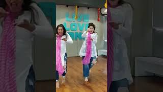 Download lagu itna maja kyun aa raha hai dance balam pichkari dance video holi dance performance 2023 mp3