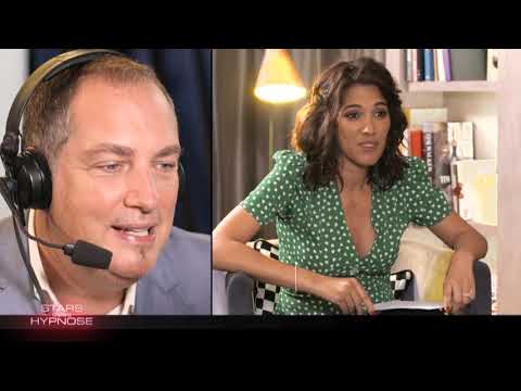 Elle est beaucoup trop à l'aise avec LUI 😏