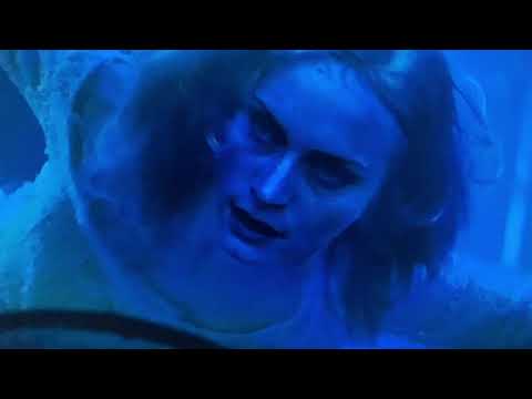 What Lies Beneath (2000)