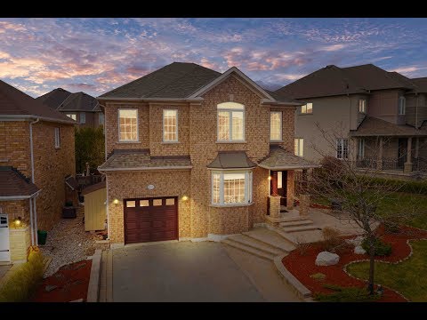 Stunning Detached Home For Sale in Maple Ontario | 215 Regency View Heights, Maple | Mike Squadrilla