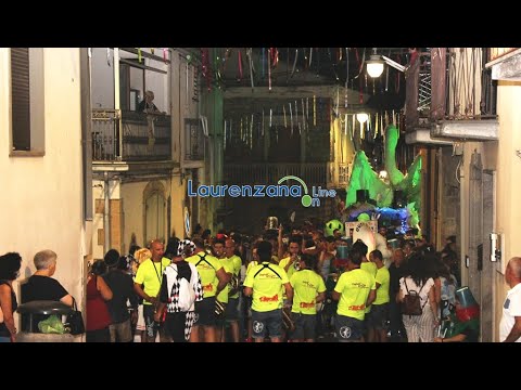 immagine di anteprima del video: Video Carnevale estivo 2022 Laurenzana 17 agosto 2022