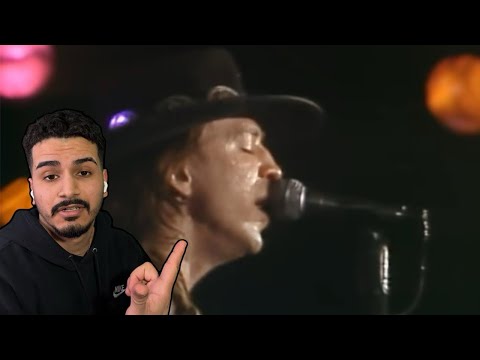 Reacting to Stevie Ray Vaughan - Texas Flood (Live at the El Mocambo)