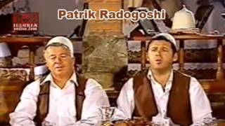 Kenge Gjakovare - Gur Mbi Gur Bohet Kalaja