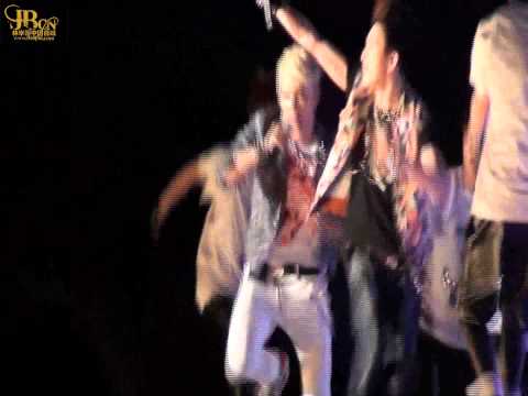 [JBCN独家]120708春川THE SHOW录制Bounce表演主拍JB[1080P]940106.com