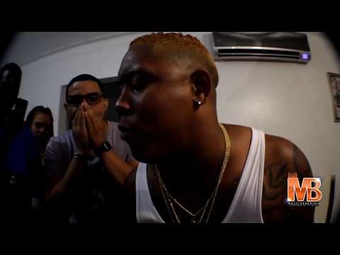 Bulin 47 Vs R8 En La Casa - La Batalla de Freestyle mas esperada (Vídeo Completo)🔥