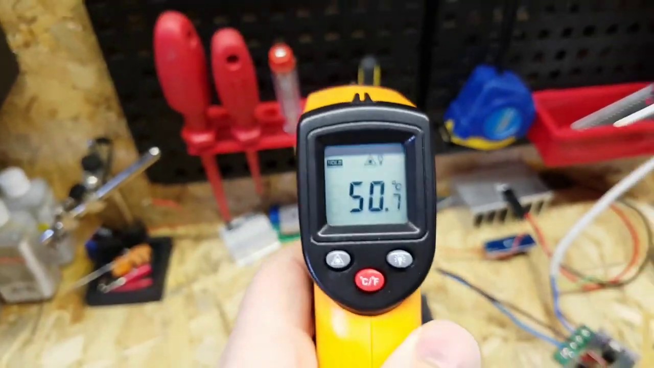 Regulator prądu ładowania do prostownika