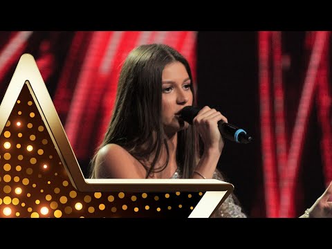 Mia Smiljanic - Od milijun zena, Kesteni - (live) - ZG - 22/23 - 26.11.22. EM 04