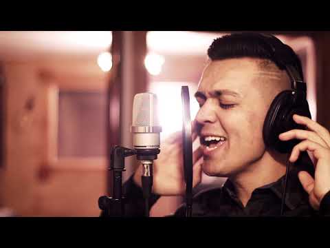 Angel Robelo - Dios Incomparable