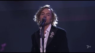 Darren Hayes covers &quot;Chains&quot; on This Is Your Life for Tina Arena