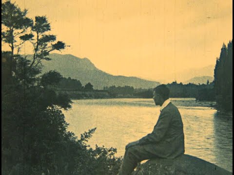 Newly Discovered, Beautifully Tinted Footage From 1906 - "Quaint Holland"