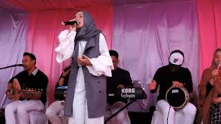 Download lagu Sholawat Paling Merdu Qillil asyikin Suaranya Syahdu Vocalnya Cantik mp3
