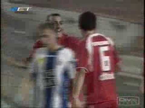 Mitroglou first goal for Olympiakos!