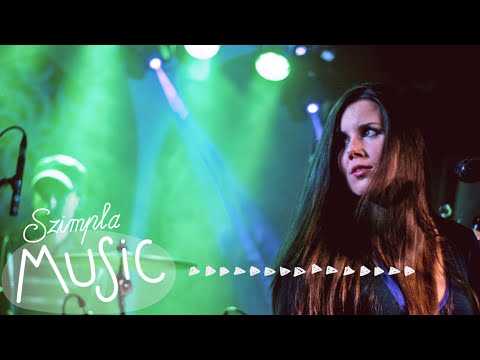 Anna Mur - Ne Öltözz Fel @szimplakert