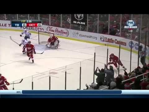 DET Petr Mrazek's crazy sprawling save on Panik