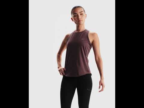 Urmăriți videoclipul