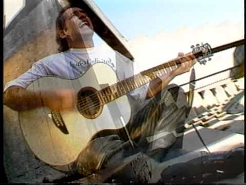 Derriba Los Muros video