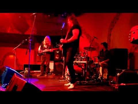 Dlouhej Kouř - Lenny Dlouhej kouř   Buena Vista 2013