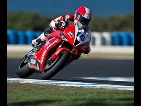 World Supersport Testing - Phillip Island - Action footage + Josh Hook Interview