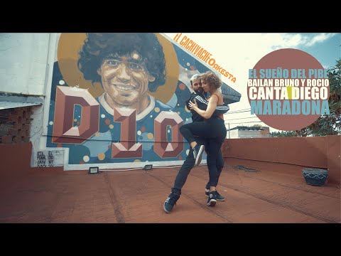 Diego Maradona canta "El sueño del pibe" con El Cachivache,  Bruno Tombari y Rocio Lequio, Tango