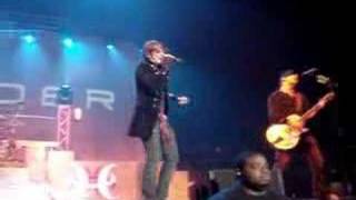 Hinder "Nothin' Good About Goodbye" in Va