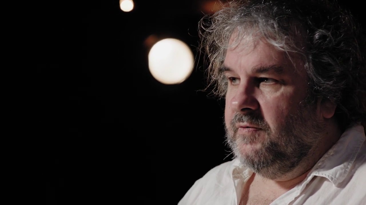 Mortal Engines Featurette: Mortal Beginnings