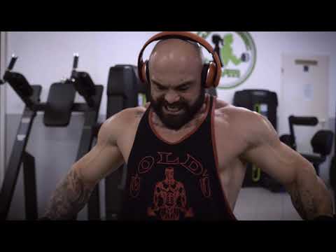 Bodybuilder Martin Müller - Vorbereitung auf die Ostdeutsche Meisterschaft 2018