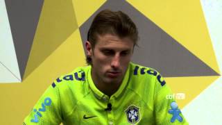 Henrique revela passatempo preferido da Seleção