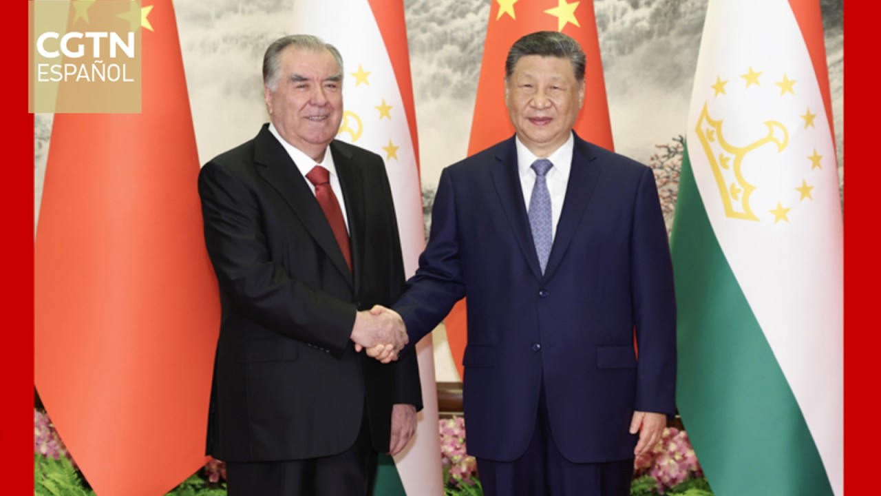 Xi Jinping sostiene conversaciones en Beijing con el presidente tayiko, Emamoli Rahmon