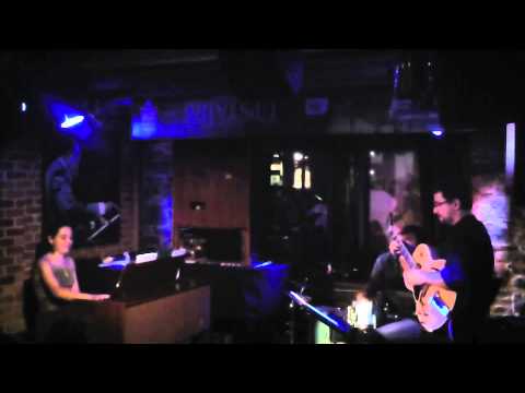 Batucada - Vanessa Rodrigues Organ trio