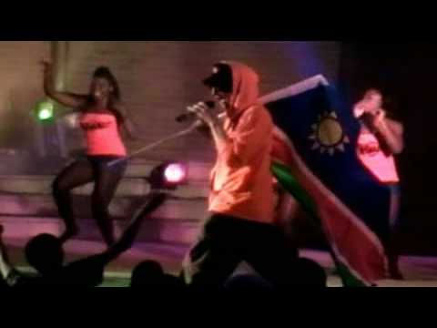 EES & Gazza - LIVE at Anti Corruption Concert 2008