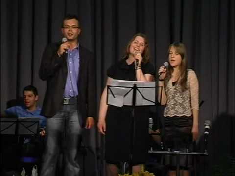 Hvaljen nek je Svevišnji Bog