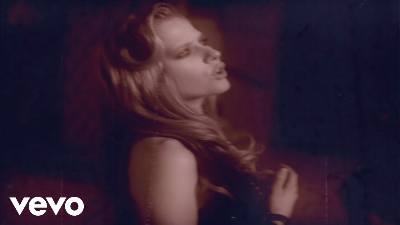 Avril Lavigne — Nobody’s Home